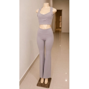 Conjunto legging flare com top