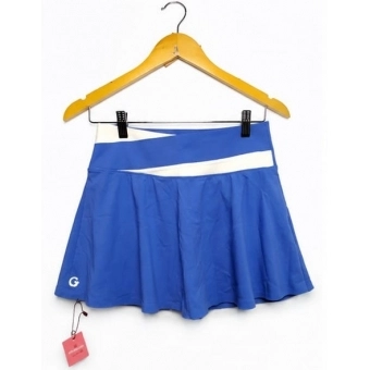 Saia Esportiva com Short Interno e detalhe em faixa branco.